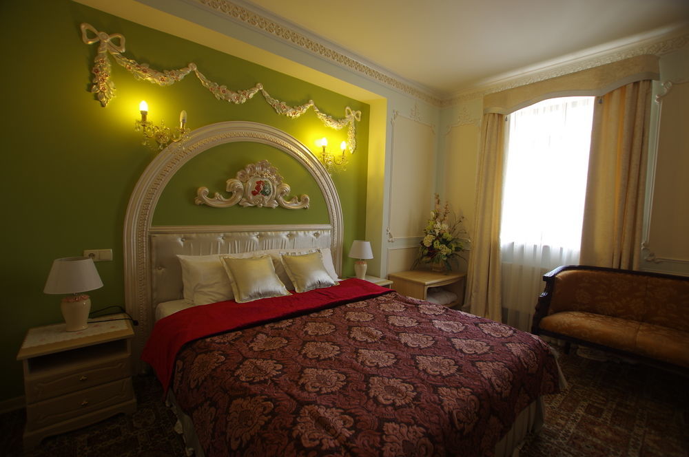 Hotel Lavilia Kyiv Exterior photo